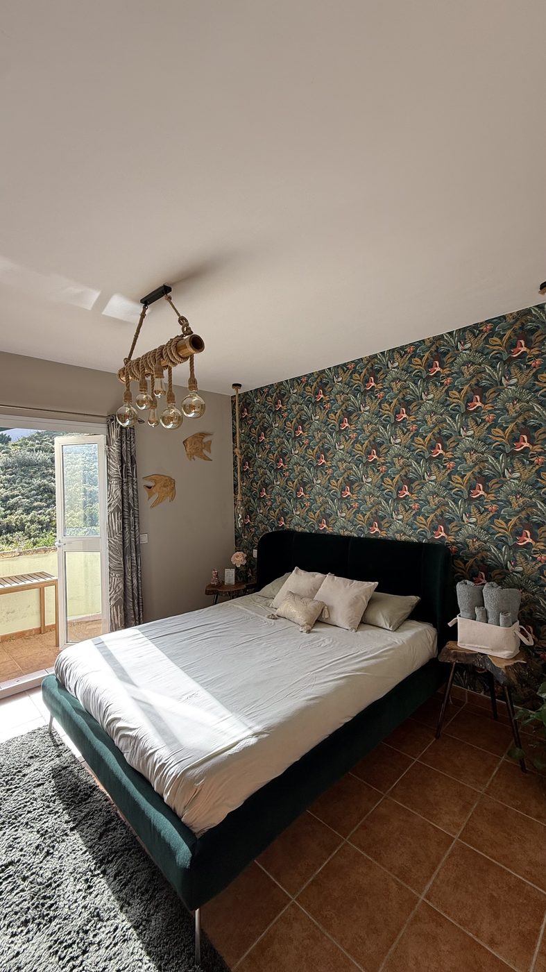 Cali Dreaming room with bamboo lighting